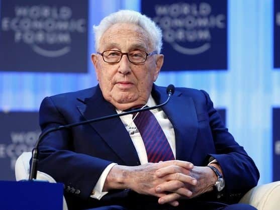 Kissinger ve riesgo de confrontación de potencias inminente