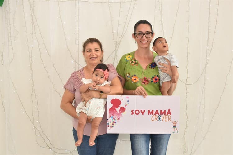 Damas Voluntarias del Criver celebran a las mamás