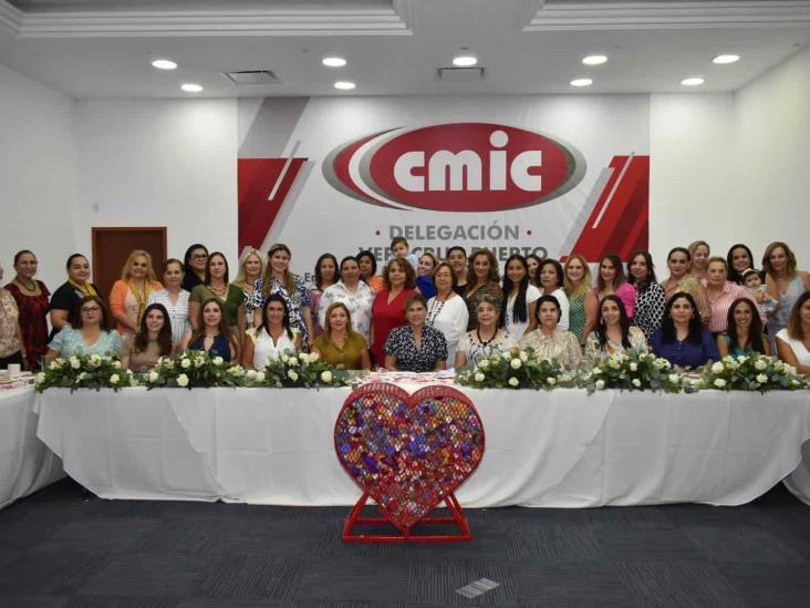 Comité de Damas de CMIC Veracruz festejan el Día de las Madres