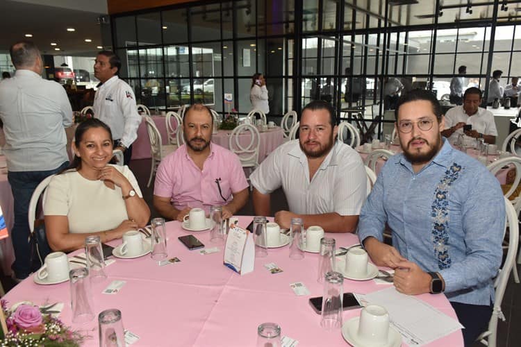 Canaco Servytur Veracruz celebró también a las mamás