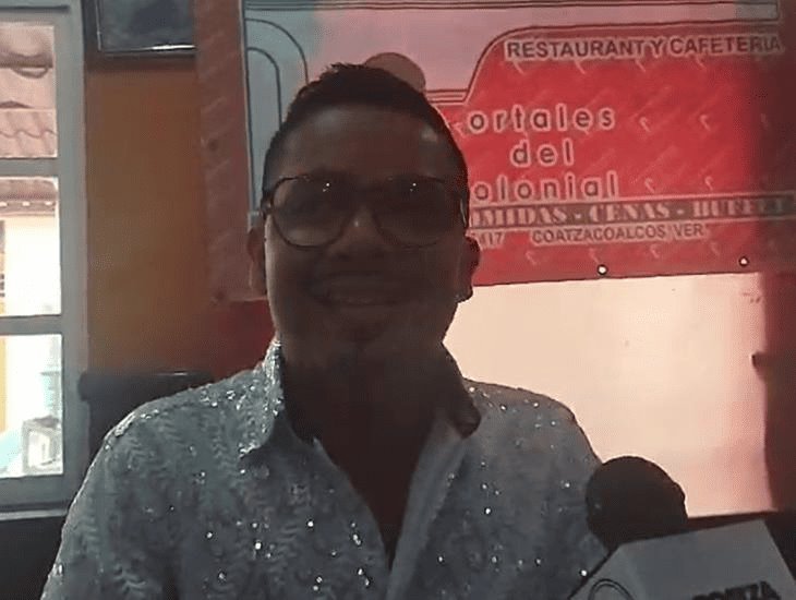 Joven de Coatzacoalcos busca ser Rey en Carnaval de Veracruz 2023 (+Vídeo)