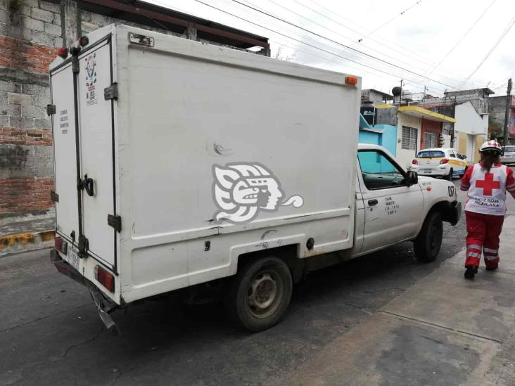 Camioneta choca a motociclista en Córdoba