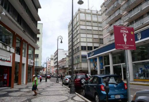 Protección Civil desconoce origen del olor a quemado en Veracruz