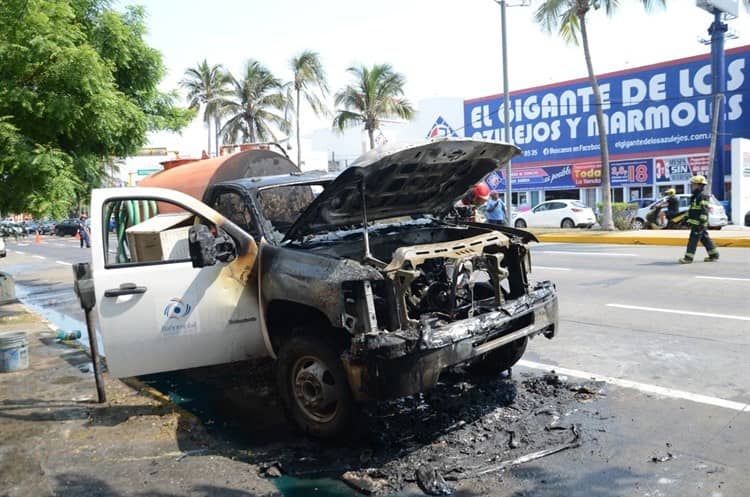 Se incendia pipa cargada con desechos fecales en el centro de Veracruz (+Video)