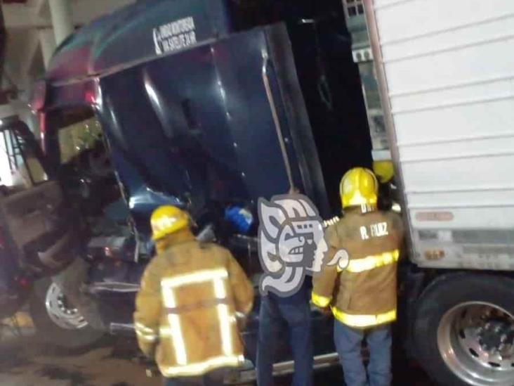 Accidente múltiple deja a un guardia de seguridad muerto en Cuitláhuac