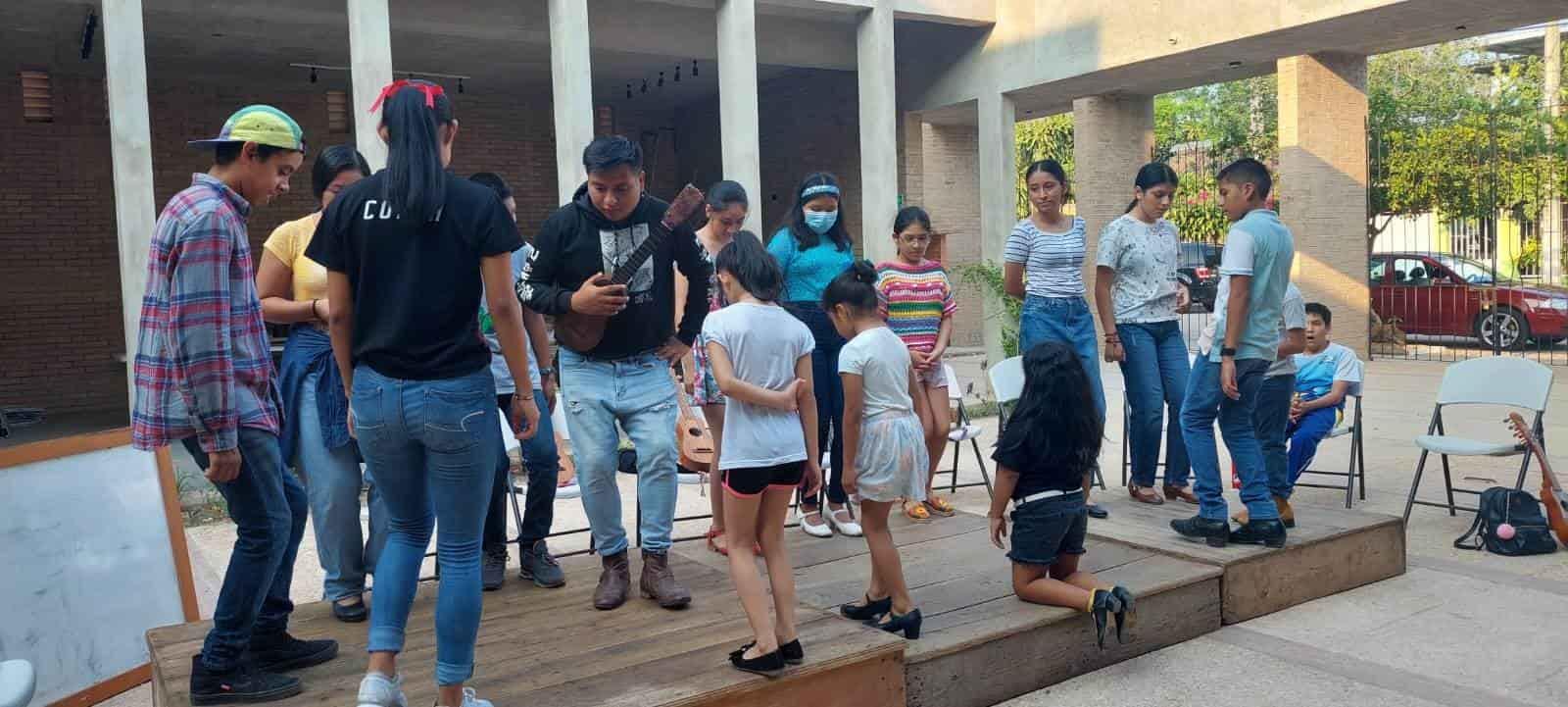 Amplia respuesta a talleres en nuevo edificio de Centro de Documentación