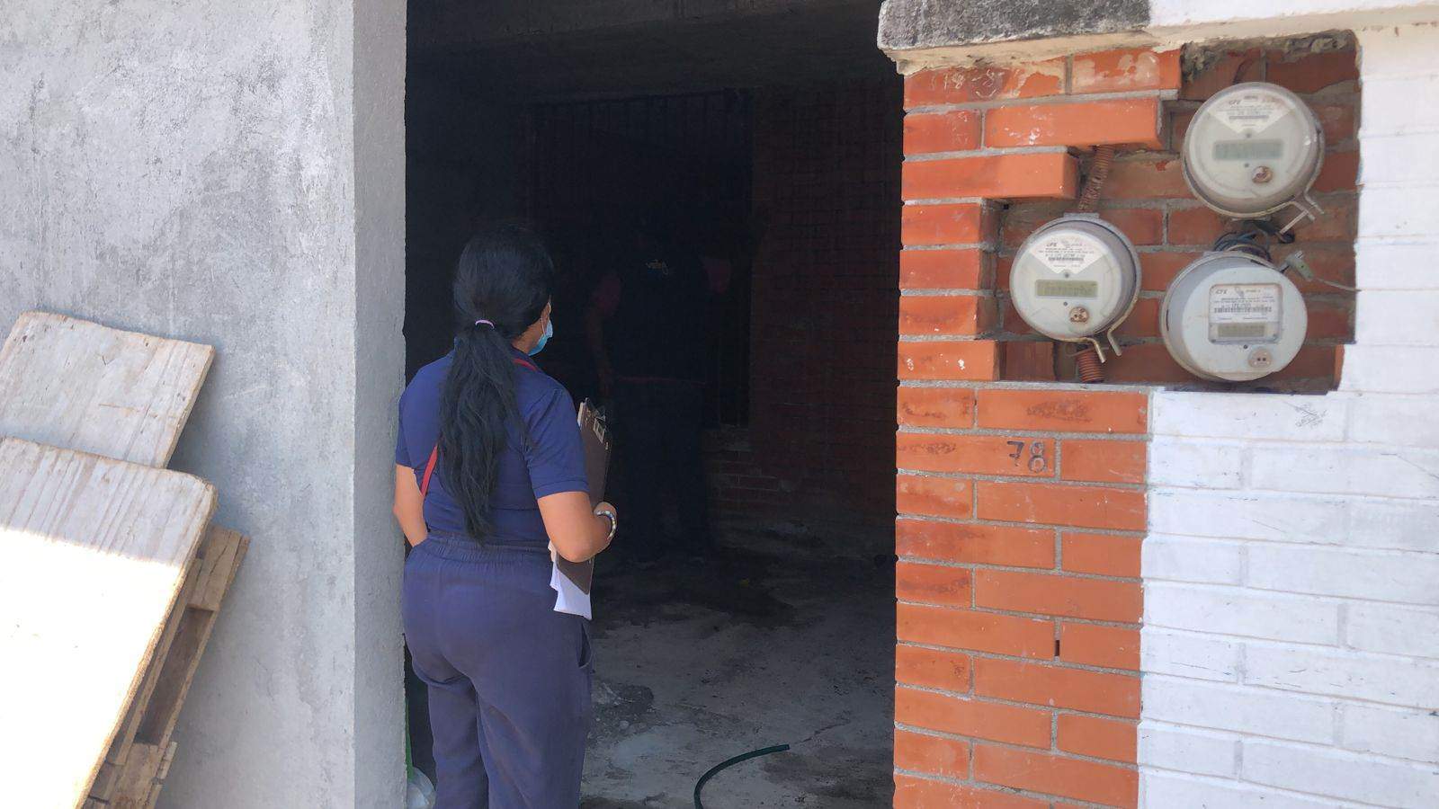 Abandonan a persona que padece de sus facultades mentales en fraccionamiento de Veracruz (+Video)