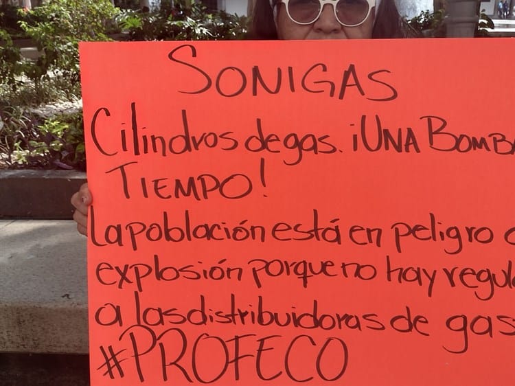 ¡No aguantan los olores! Protesta contra gaseras en Veracruz