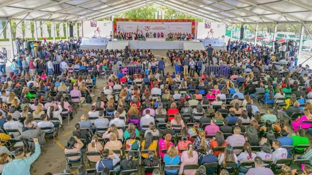 Úrsulo Galván presente en Encuentro Nacional de Sistemas Municipales DIF