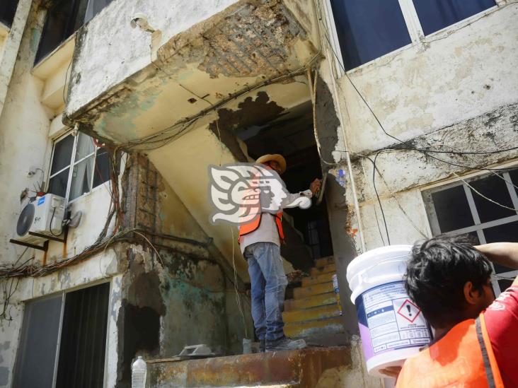 Arranca Recuperación de Espacios Públicos en edificios del Malecón de Coatzacoalcos (+Video)