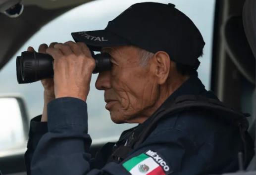 De campesino al guardián de Don Goyo; Nefi de Aquino se convirtió en policía y custodia al volcán