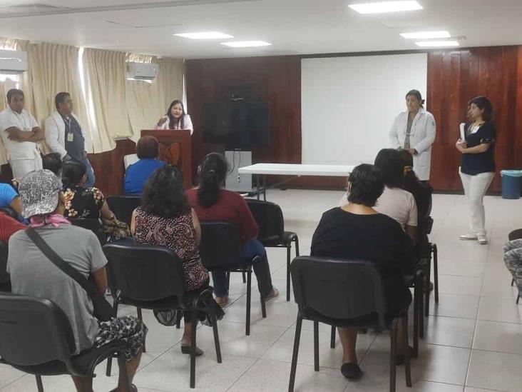 Realiza HGZ No. 36 del IMSS Veracruz Sur reunión con pacientes de hemodiálisis