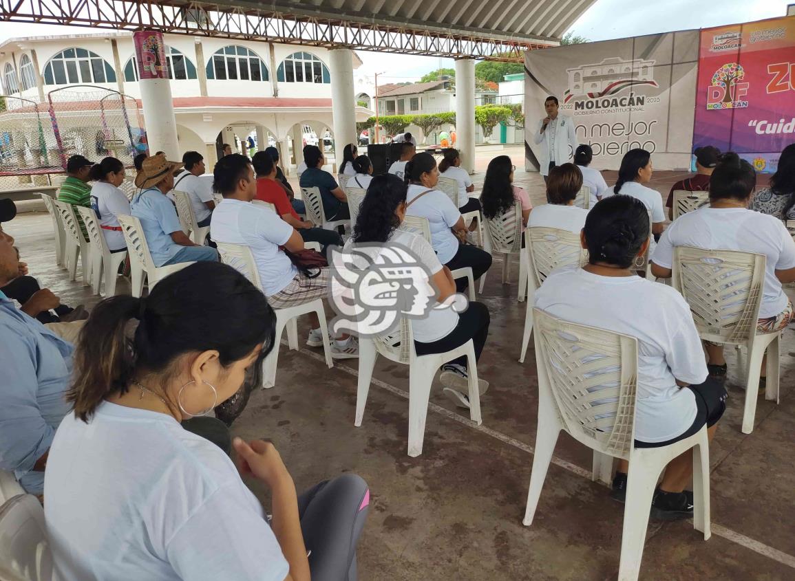 Realizan zumbatón en Villa Cuichapa