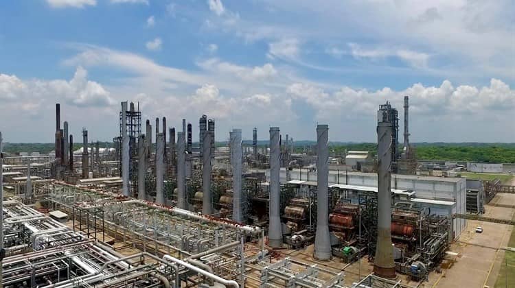 Visitó Romero Oropeza dos instalaciones de Pemex en Coatzacoalcos