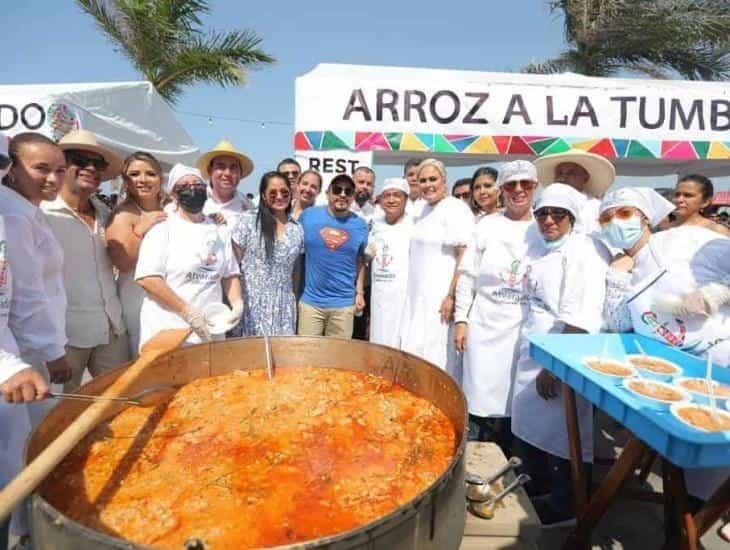 ¡Superan su récord! Se prepararon 11 toneladas de arroz a la tumbada en Alvarado