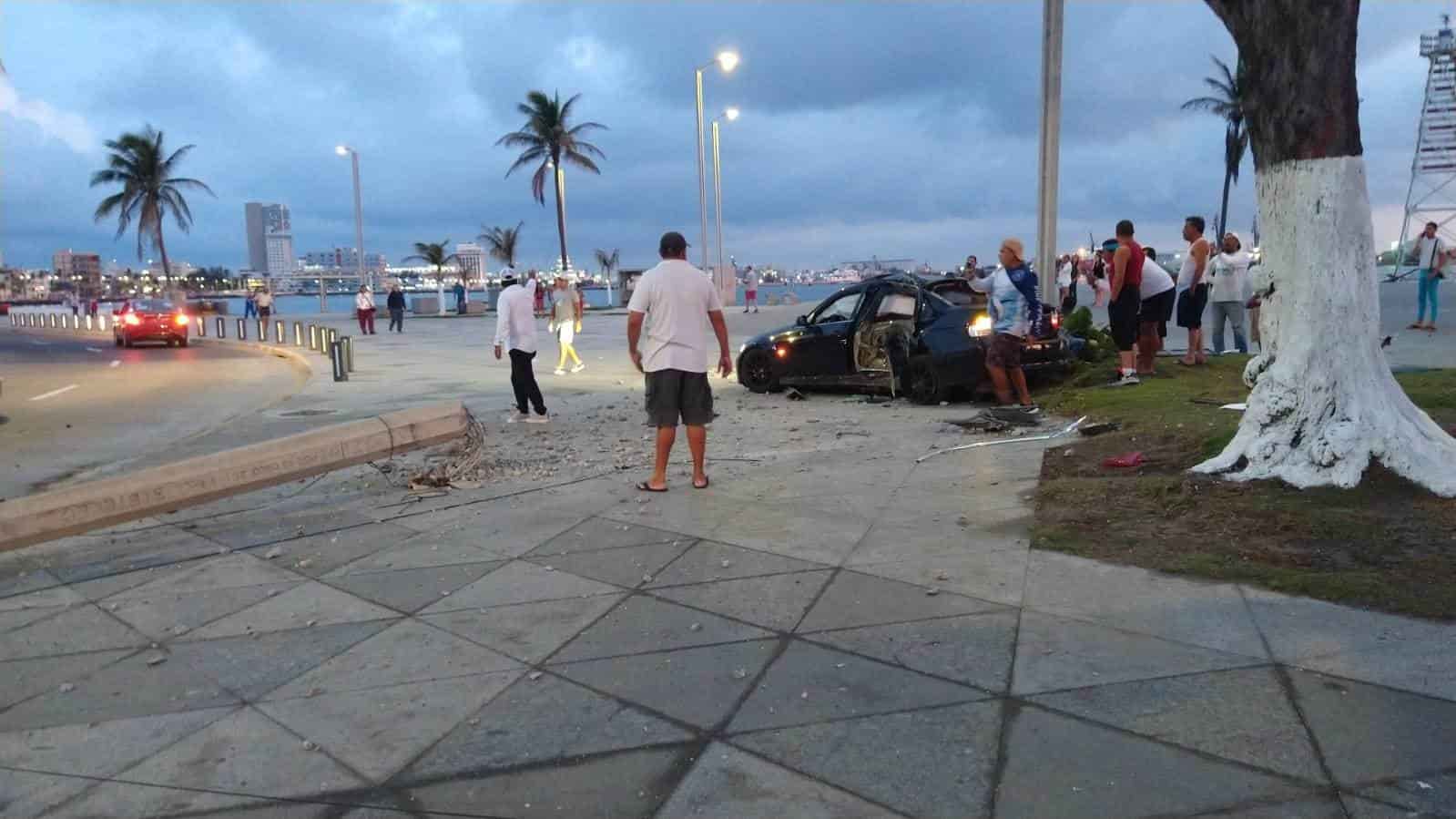 Fallece segundo joven accidentado en bulevar Ávila Camacho, en Veracruz