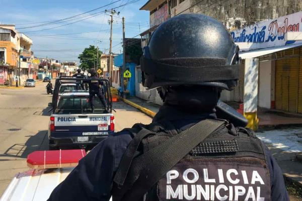 ¡Libres de drogas! Policías de Coatzacoalcos, aprueban antidoping: director de salud (+Video)