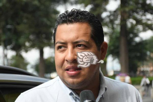 En la mira, verificentros de Veracruz por vender hologramas en Facebook