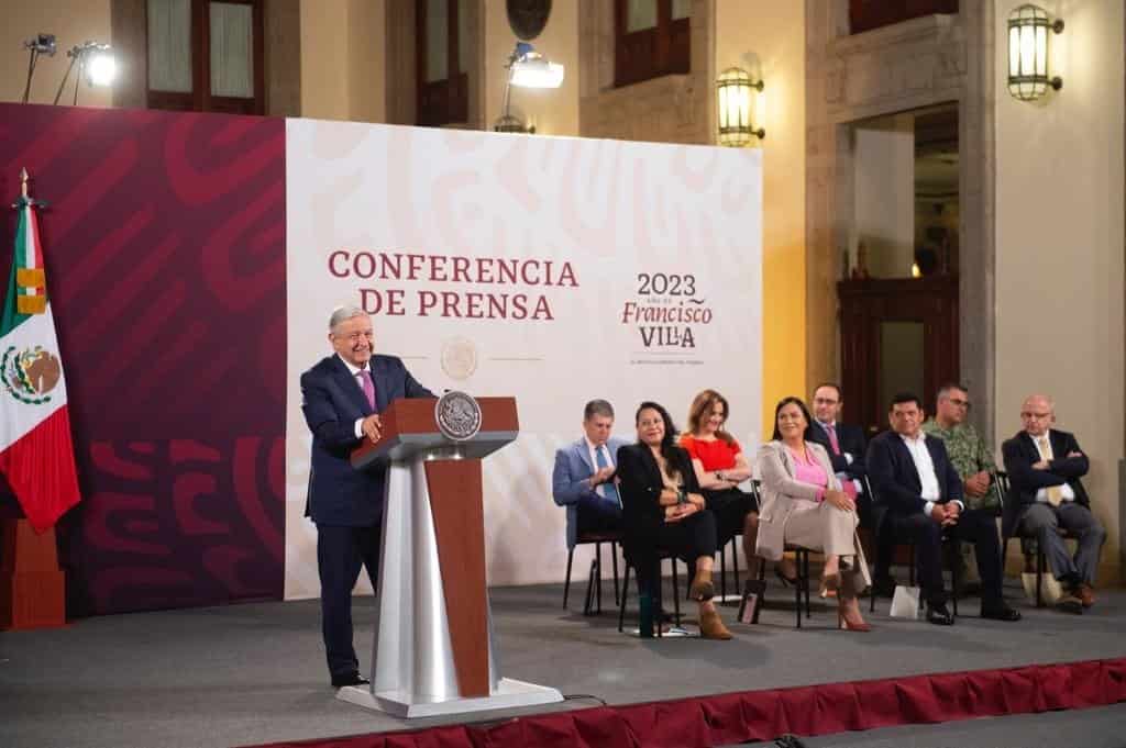 Cada vez que hay elecciones medios de información le suben el volumen a las calumnias: AMLO