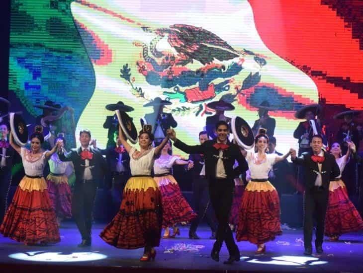 Con lleno total recibió Teatro de la Reforma al Ballet Folklórico de Amalia Hernández