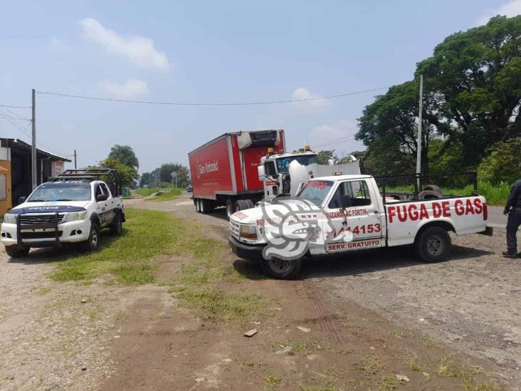 Conato de incendio de tráiler en la Fortín-Huatusco