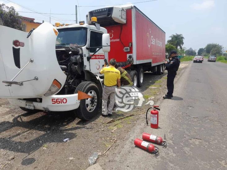 Conato de incendio de tráiler en la Fortín-Huatusco