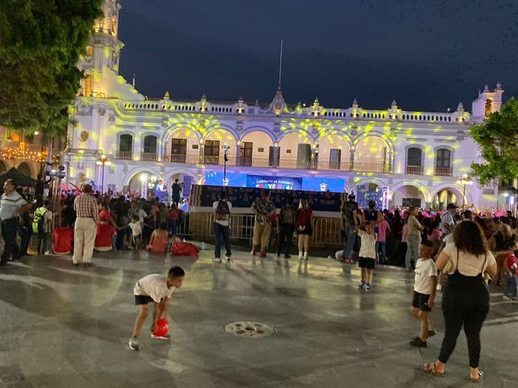 No llama la atención de jarochos la elección de reina del Carnaval