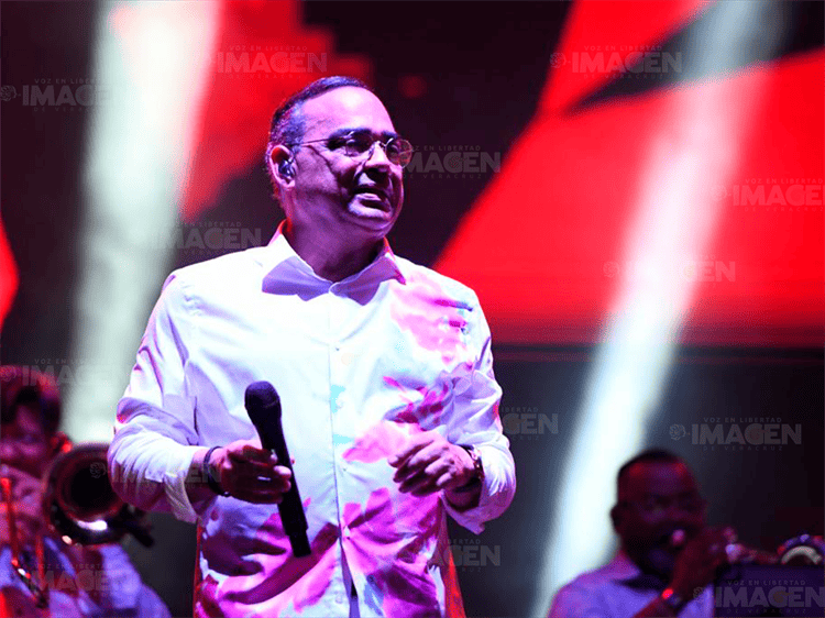 Salsa Fest 2023: Gilberto Santa Rosa pone a vibrar a Boca del Río(+Video)