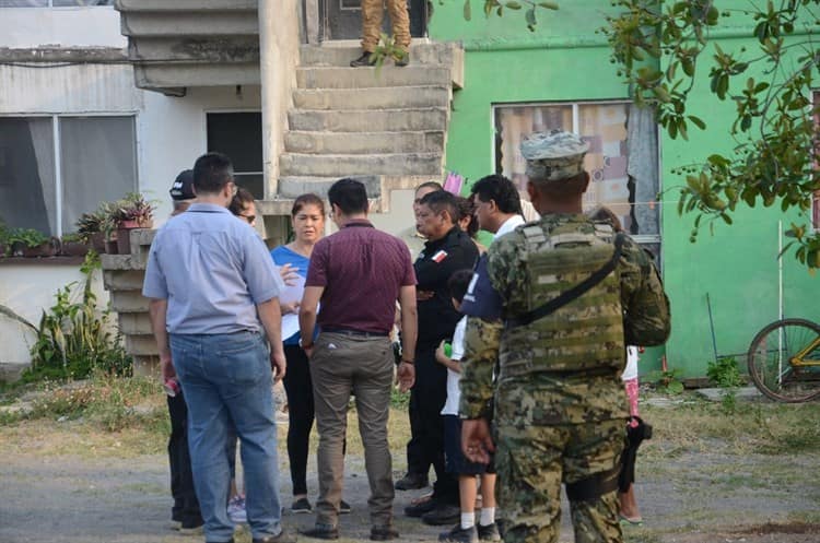 Desalojan a familias en el fraccionamiento Hacienda Sotavento, en Veracruz(+Video)