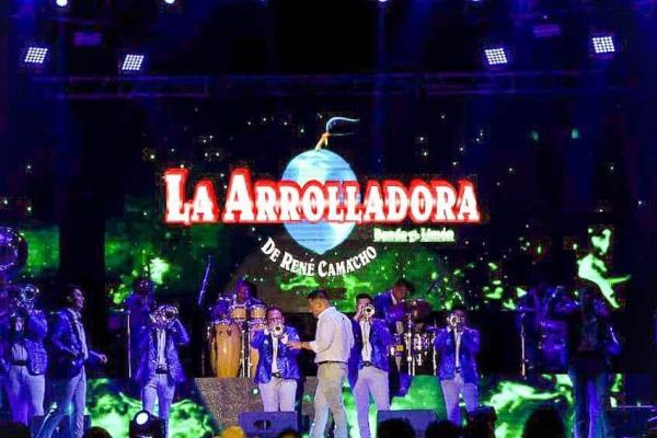 La Arrolladora Banda El Limón cumple con concierto en la Ylang Ylang