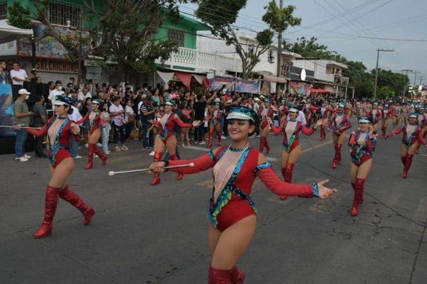 Carnaval, de pena ajena. No dan una