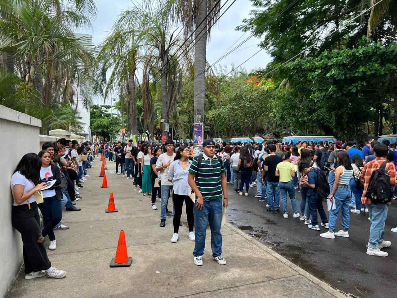 ¡Llegó el momento! Hoy es el examen de admisión de la Universidad Veracruzana