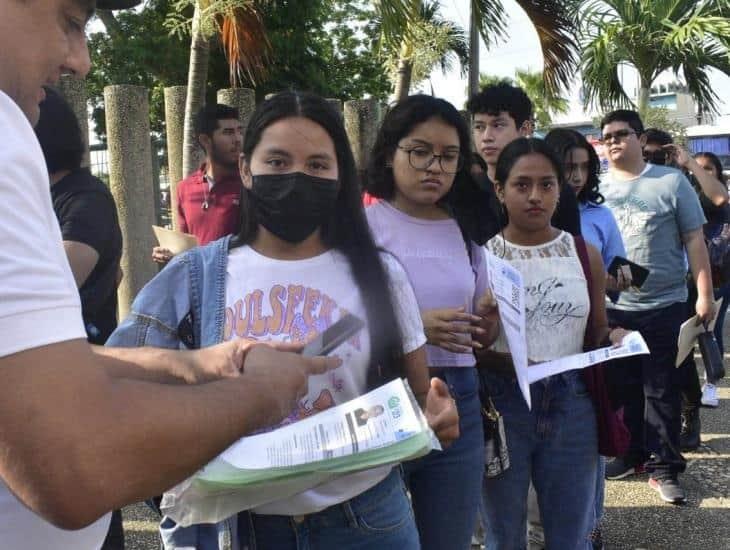 Así se prepararon miles de jóvenes para el examen de admisión a la UV