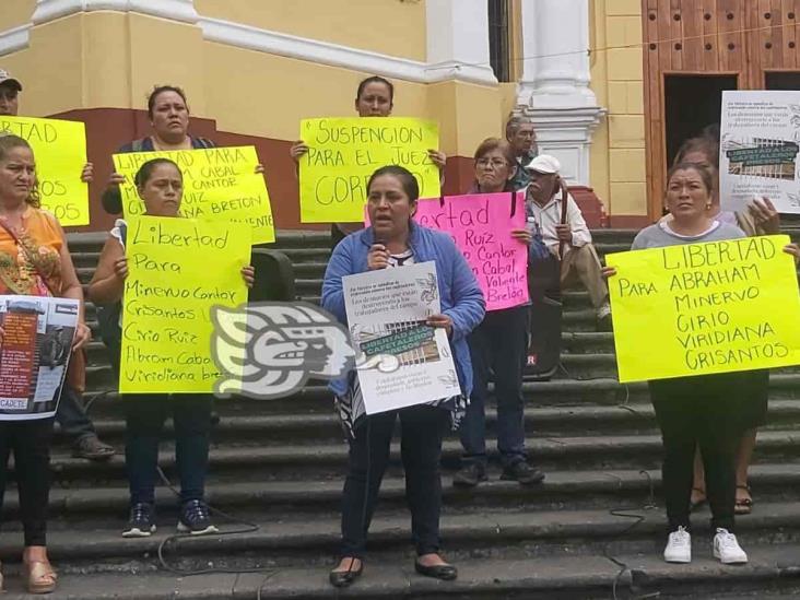 La lucha pacífica de los cafetaleros en Veracruz está siendo objeto de represión