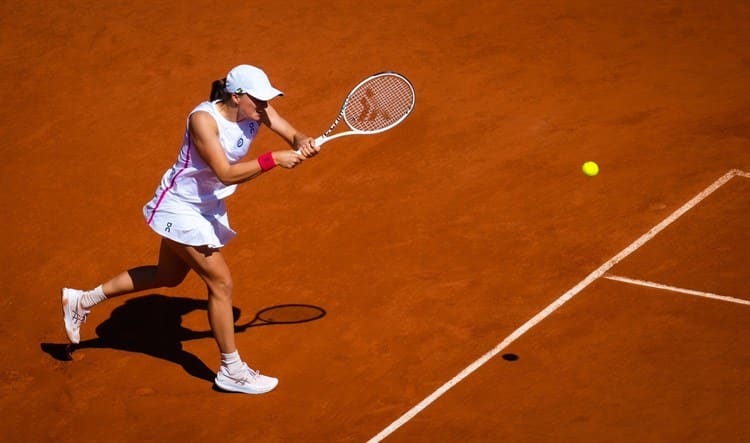 Avanza Iga Swiatek a los Octavos e el Roland Garros