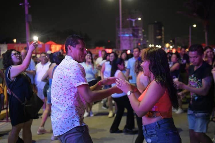 Salsa Fest reúne a más de 140 mil asistentes en Boca del Río