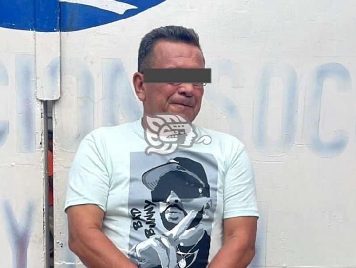 Cae profesor pensionado por intentar quedarse con una casa prestada en Acayucan ¡Se quería pasar de listo!