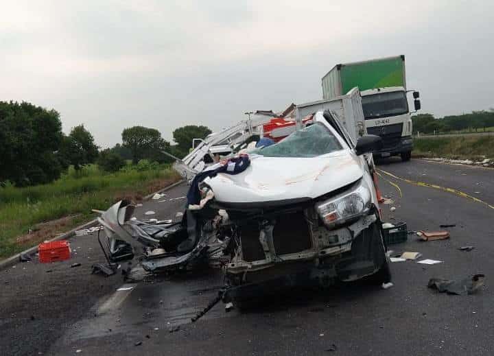 Se accidentan músicos de la “Sonora Dinamita”; muere mujer y esposo está grave, en Veracruz