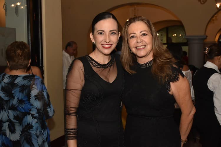 Realizan gala flamenca a beneficio del Criver