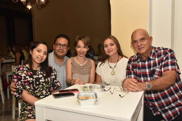 Realizan gala flamenca a beneficio del Criver