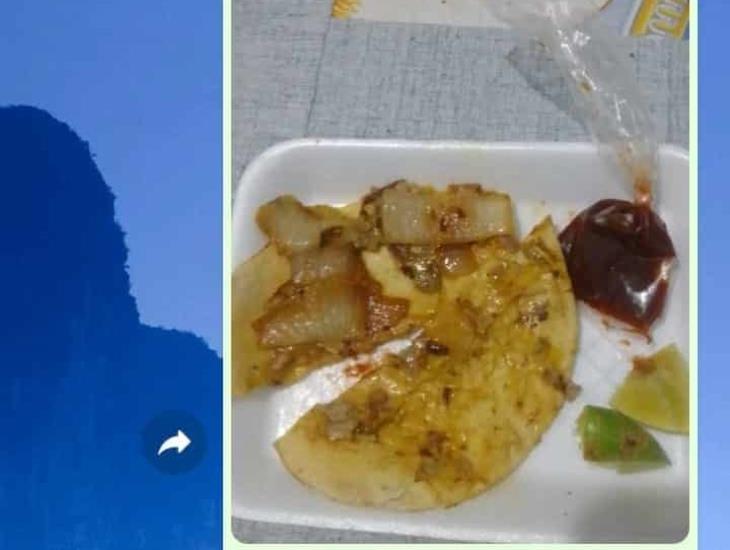 Taquería tima a cliente y le manda tacos de pura cebolla en lugar de carne en Veracruz