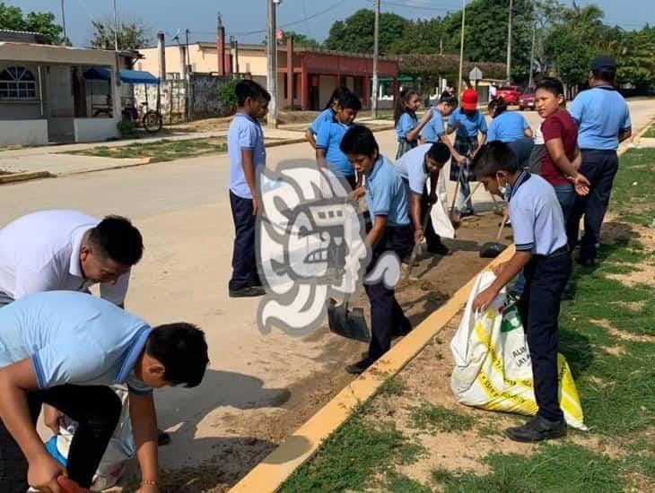 Jornada de limpieza en Aguilera para concientizar sobre cuidado del medio ambiente