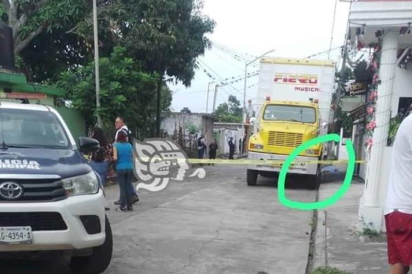Violencia se adueña de Cuitláhuac, sicarios armados matan a joven indefenso