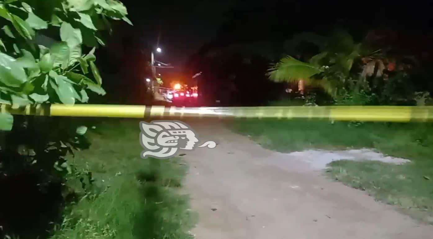Lo dejan con el tiro de gracia en la zona baja de Coatzacoalcos