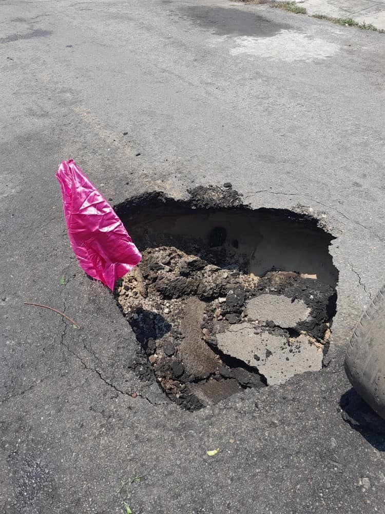 Vecinos se oponen a instalación de tuberías de gas en Juan Pablo II, en Boca del Río
