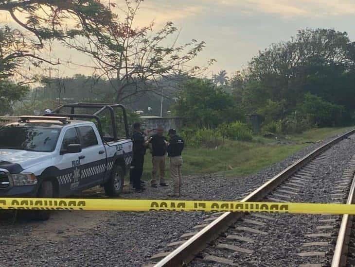 Muere hombre arrollado por el tren en Tejería, Veracruz; presuntamente se quedó dormido