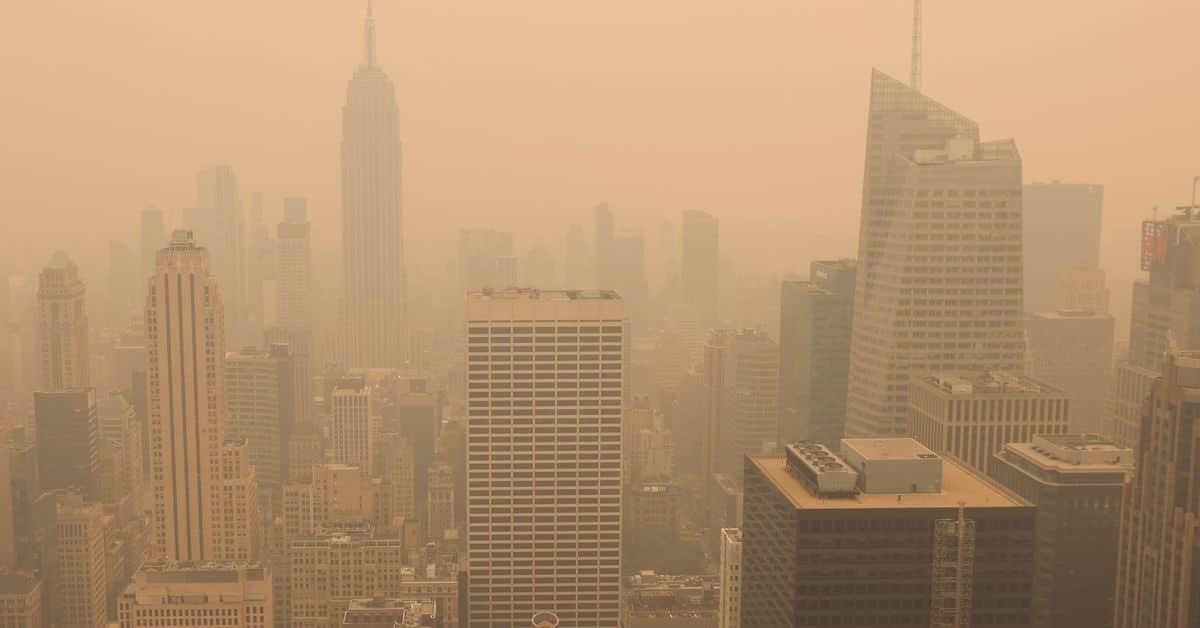 Desaparece” Nueva York , la cubre humo naranja por incendios en Canadá  (+Video)