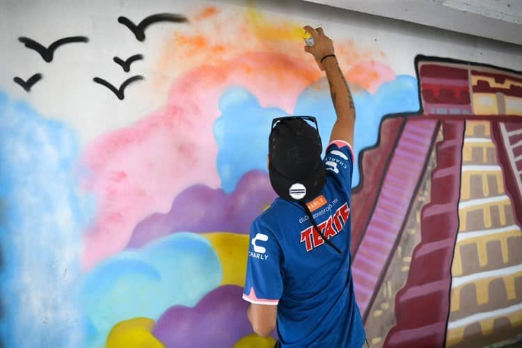 Buscan llenar de murales los espacios libres del Centro Histórico de Veracruz