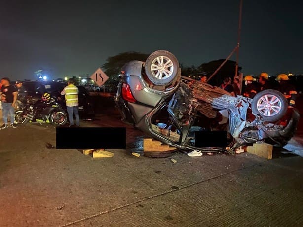 Mujer y niña mueren en fuerte choque en el km 13.5, en Veracruz(+Video)