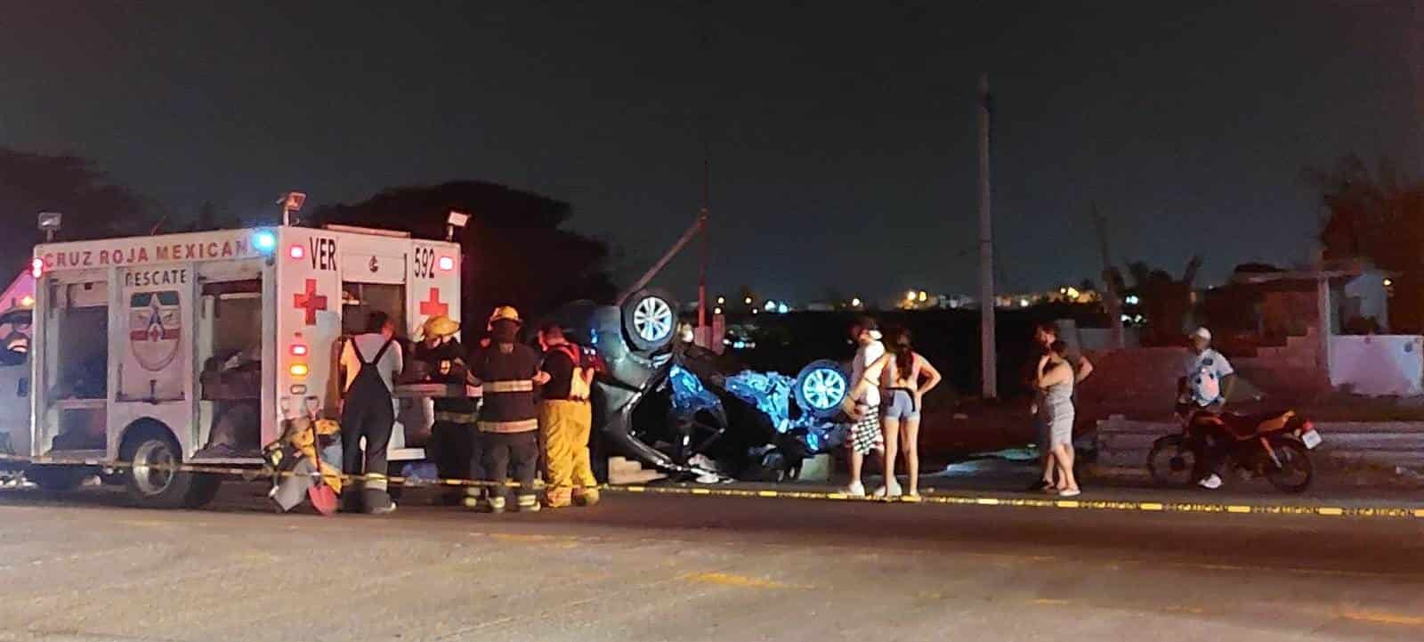 Mujer y niña mueren en fuerte choque en el km 13.5, en Veracruz(+Video)